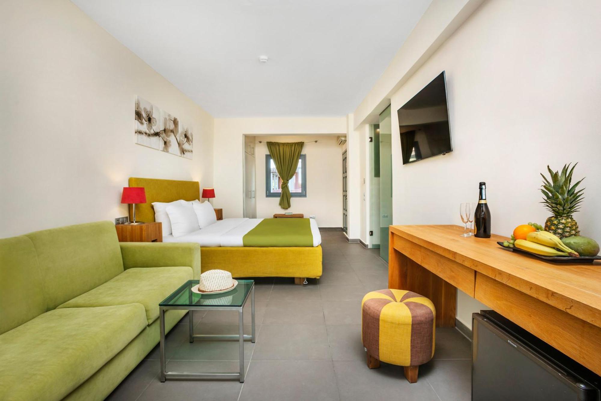 Village Hotel 3*